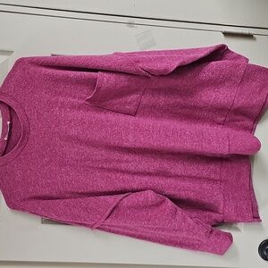 Zenana Outfitters Magenta Knit Top